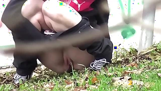 Bazaar Cutie Pees Up The Street